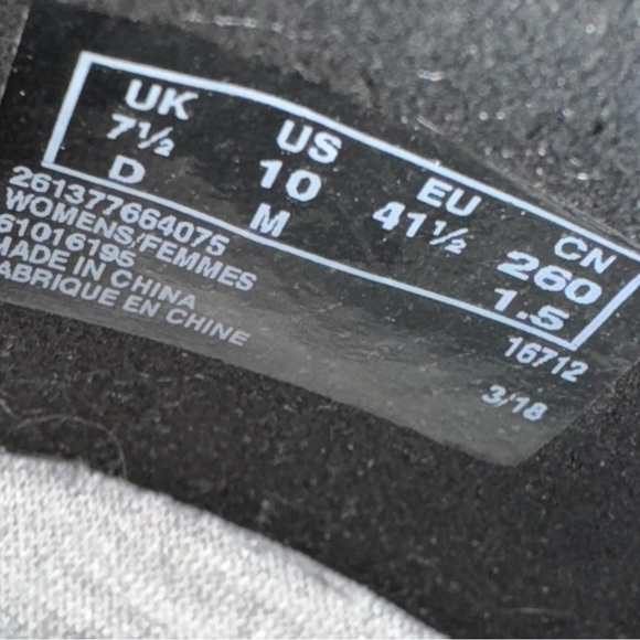 Cloudsteppers by Clarks Women’s Slip-in Moc Penny Loafer. Size 10 - Picture 4 of 4